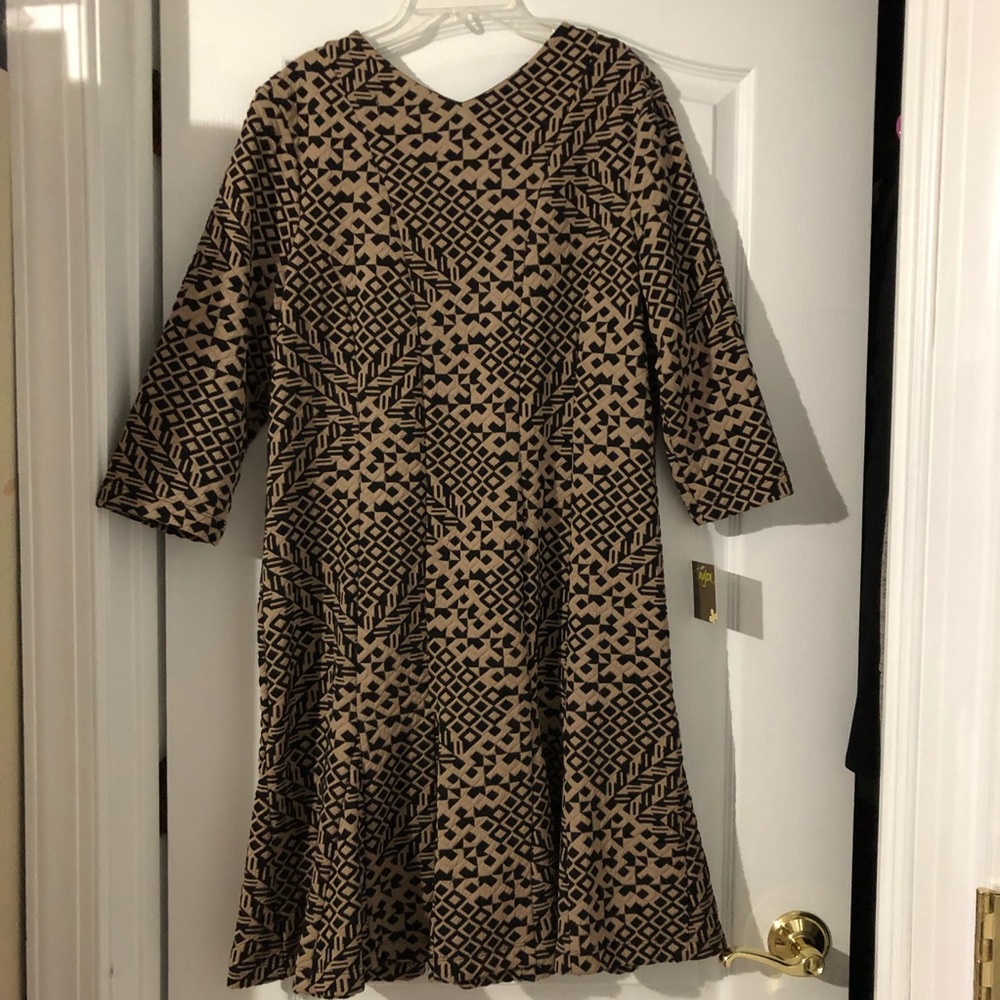 3/4 sleeve midi dress